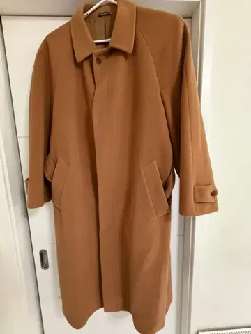 STUDIO 0001 FERRE 베이지 체스터 코트