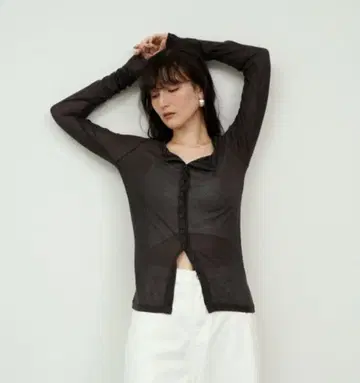 미사용 새상품 택 포함 Lutim by u 시어 리브 슬림핏 가디건