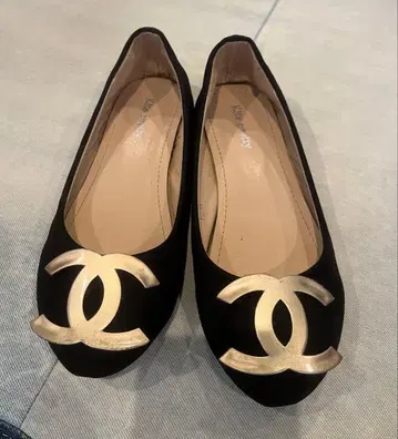 빅 코코 마크 블랙 플랫슈즈 23cm