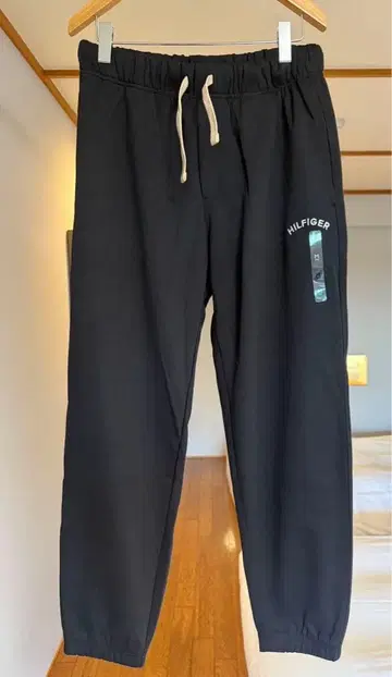 타미힐피거 스웨트 팬츠