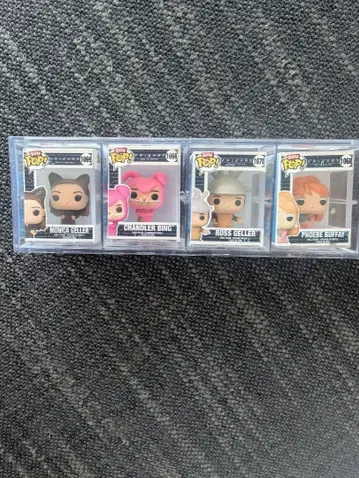 프렌즈 피규어 4개 세트