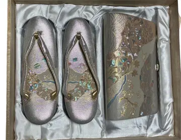 실버 조리 와 꽃무늬 백 세트