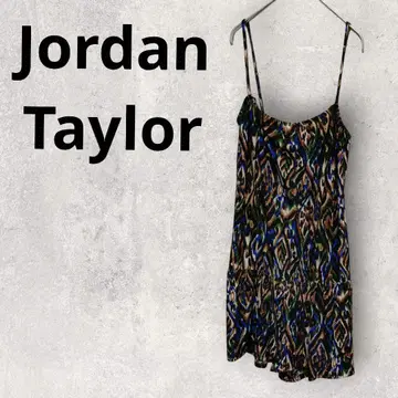 Jordan Taylor 멀티 컬러 숏팬츠 살로펫