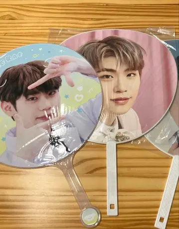 제베원 zb1 김태래 부채 2장 세트