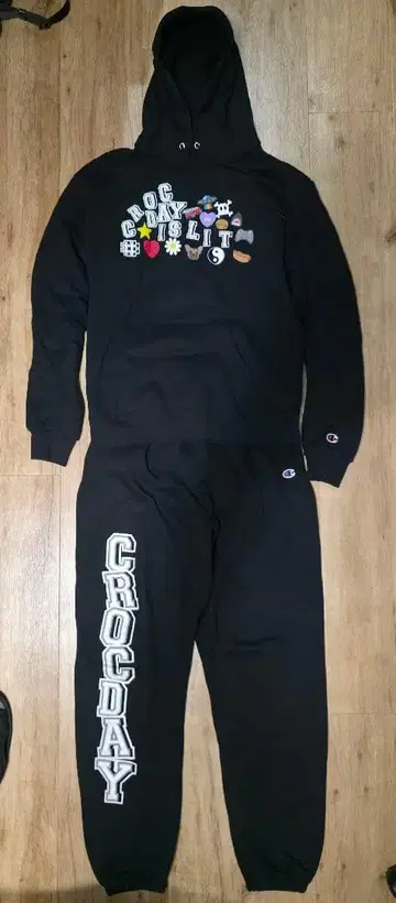 Champion x crocs 블랙 스웨트 팬츠 셋업 M