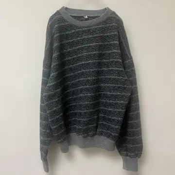 스트라이프 패턴 그레이 스웨터 M 사이즈
