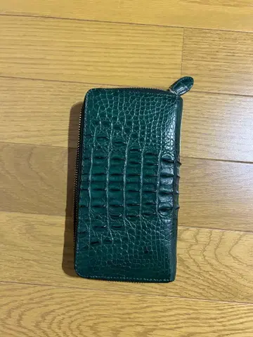 미츠코시의 다크 그린 크로커다일 장지갑