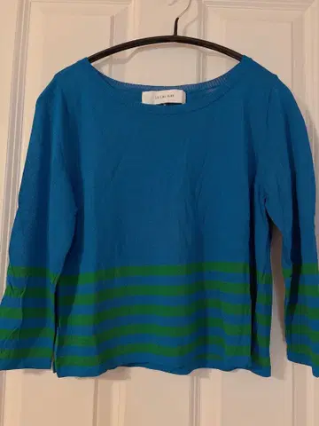 새상품급 루 쉘 블루 보더 니트 7부 소매