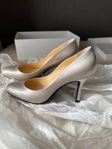 [ 새상품급 ] MODA KOJIMA 브라이덜 힐