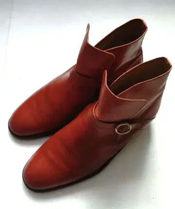 브라운 처카 부츠 사이드 버튼 포함