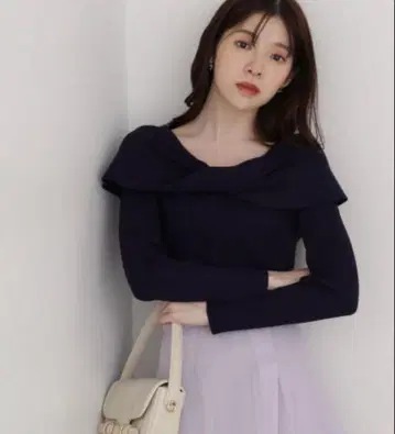 2025 꼬임 케이프풍 긴팔 니트 프로포션