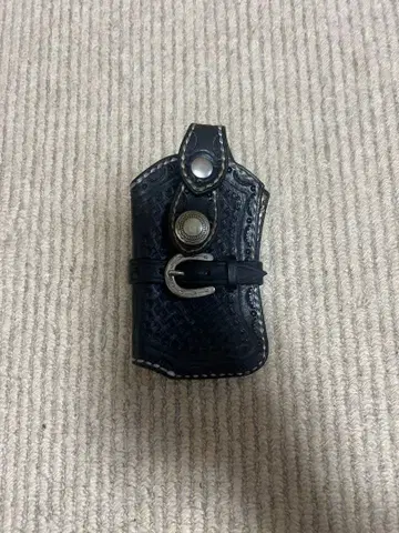 블랙 가죽 뜨개질 케이스 벨트 루프