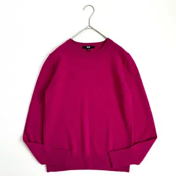 새상품급 유니클로 UNIQLO 캐시미어 100% 크루넥 니트