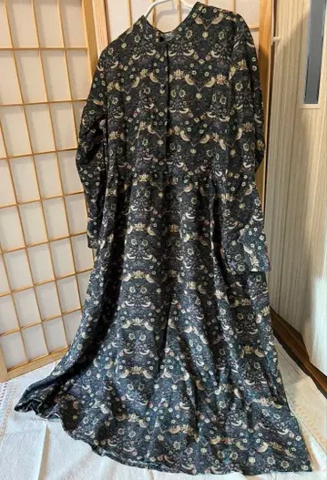 모리스 패턴 프린트 긴팔 코듀로이 롱 원피스