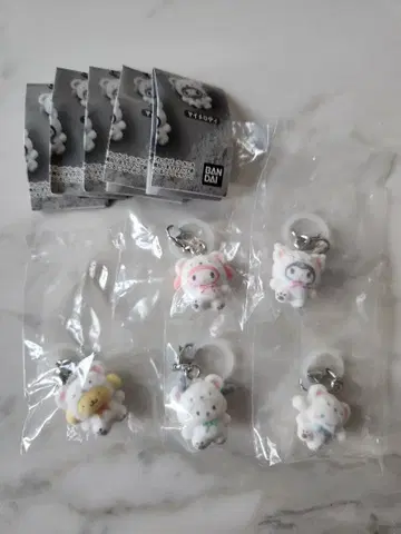 산리오 메지루시 액세서리 복슬복슬 스노우 세미 컴프 5종 세트