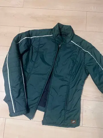 DKNY 다나카란 바이커 자켓형 다운 다크 그린