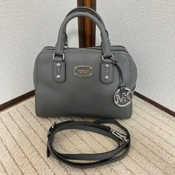 Michael Kors 그레이 핸드백