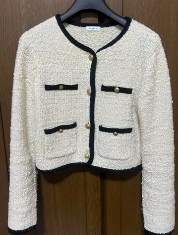 이번 시즌 FRAY I.D 믹스 트위드 니트 가디건