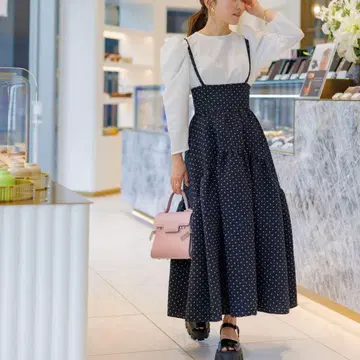 Bluelea 도트 무늬 자카드 서스펜더 스커트