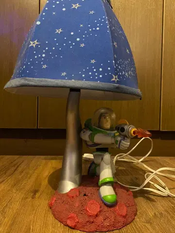 버즈 라이트이어 토이스토리 룸 라이트 램프 레어 레트로