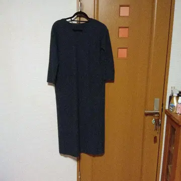 노리즈 다크 그레이 7부 소매 원피스