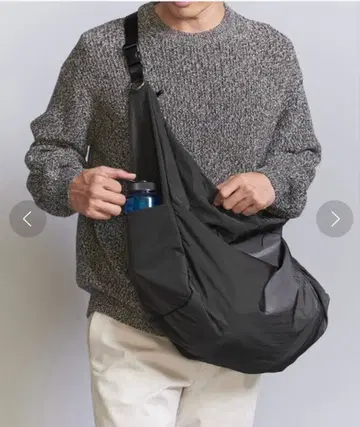 뷰티 앤 유스 나일론 크로스 숄더백