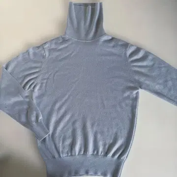 발렌타인 캐시미어 니트 옅은 블루