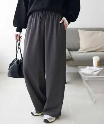 DISCOAT 드레이프감 팬츠 겨울용