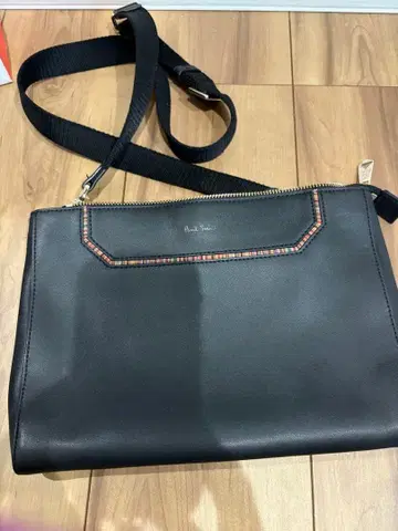 Paul Smith 블랙 숄더백 스트라이프 장식