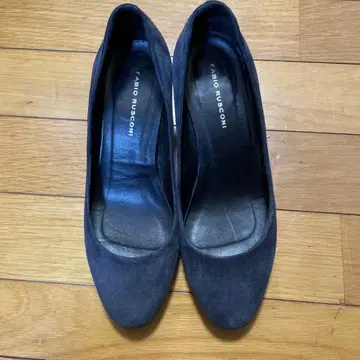 FABIO RUSCONI 네이비 스웨이드 펌프스