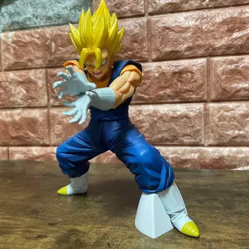 드래곤볼 피규어 베지트