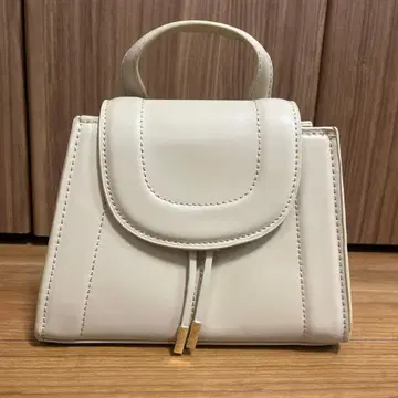 [ ZARA ] 화이트 핸드백