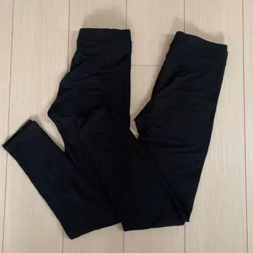 UNIQLO 울트라 웜 히트텍 레깅스 S 2세트