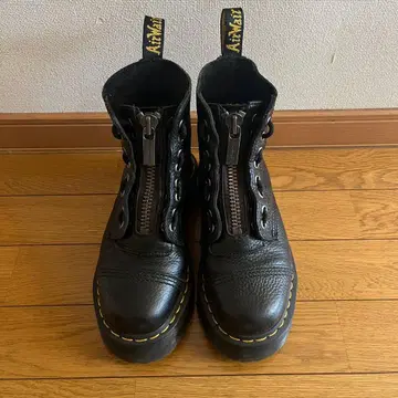 닥터마틴 신클레어 SINCLAIR 통굽 부츠 UK4(23cm)