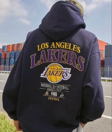 NBA/빈티지풍 빅 실루엣 풀오버 후드티