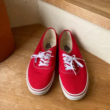 VANS 레드 스니커즈