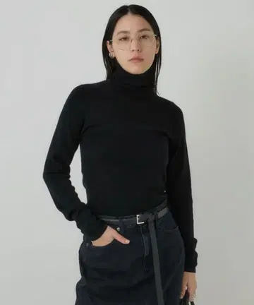 [ Chaos ] 18G 빗질한 터틀넥 니트 풀오버