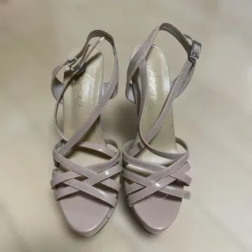 베이지 스트랩 하이힐 콘테스트 드레스