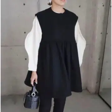 ella_selectshop 마쉬멜로우 울 터치 베스트 블랙