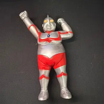 데부토라맨 피규어