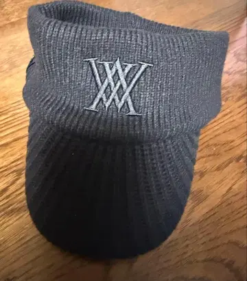 니트 선바이저 아뉴