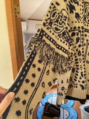 택 포함 새상품 CUBE SUGAR 프린지 니트 스웨터