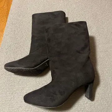 블랙 스웨이드 숏부츠