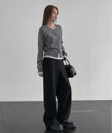 BLACK UP 슬랙스 S 사이즈