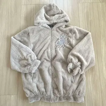 새상품급 미야비유이 플리스 후드 부착 자켓 L 사이즈