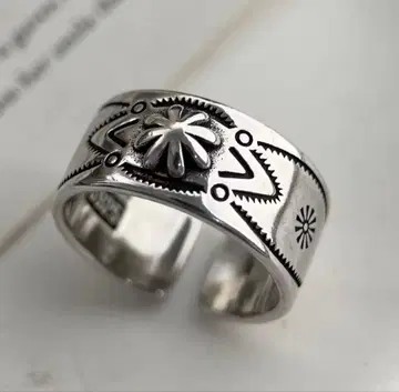 에스닉 디자인 실버 반지 [ 925 각인 있음 ]