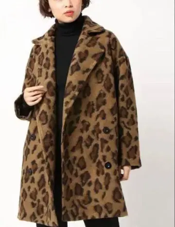 새상품! 28600엔 로즈버드 레오파드 코트