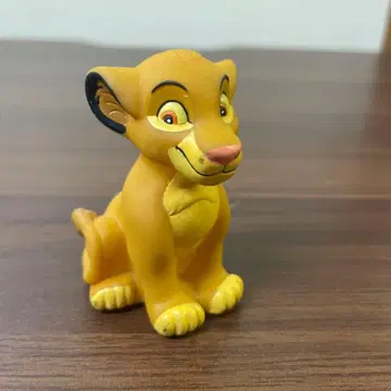 디즈니 라이온 킹 심바 입상