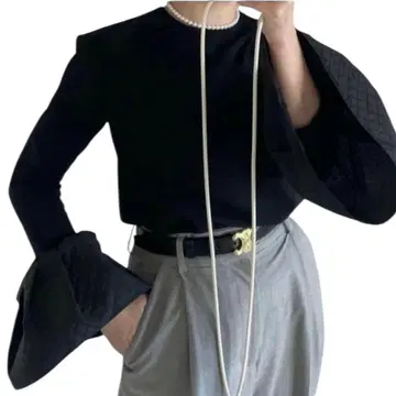 미사용 새상품 girlish St.Cecilia 크레이프 티셔츠