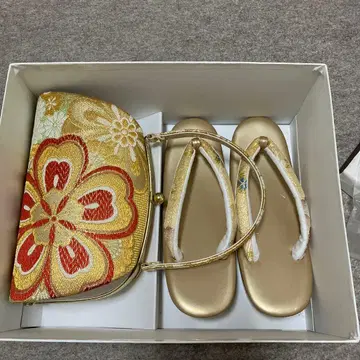 골드 컬러 꽃무늬 백과 조리 세트